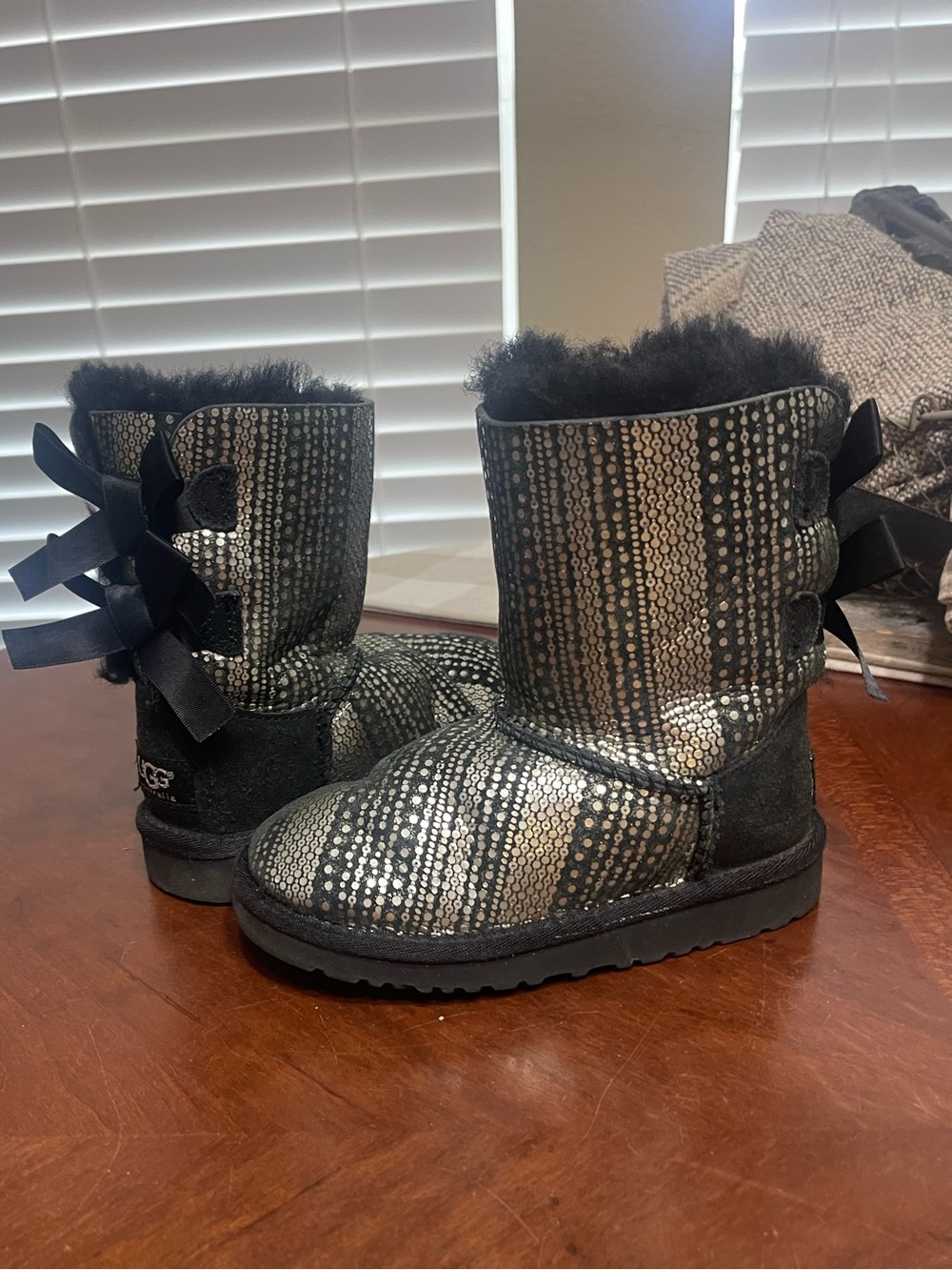Ugg Bailey Bow Boots bling girls